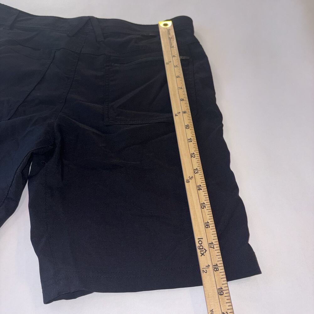 Gerry Casual Men Size 32 Black Cargo Shorts with Strap & Buckle Outdoors Rugged - Picture 8 of 9